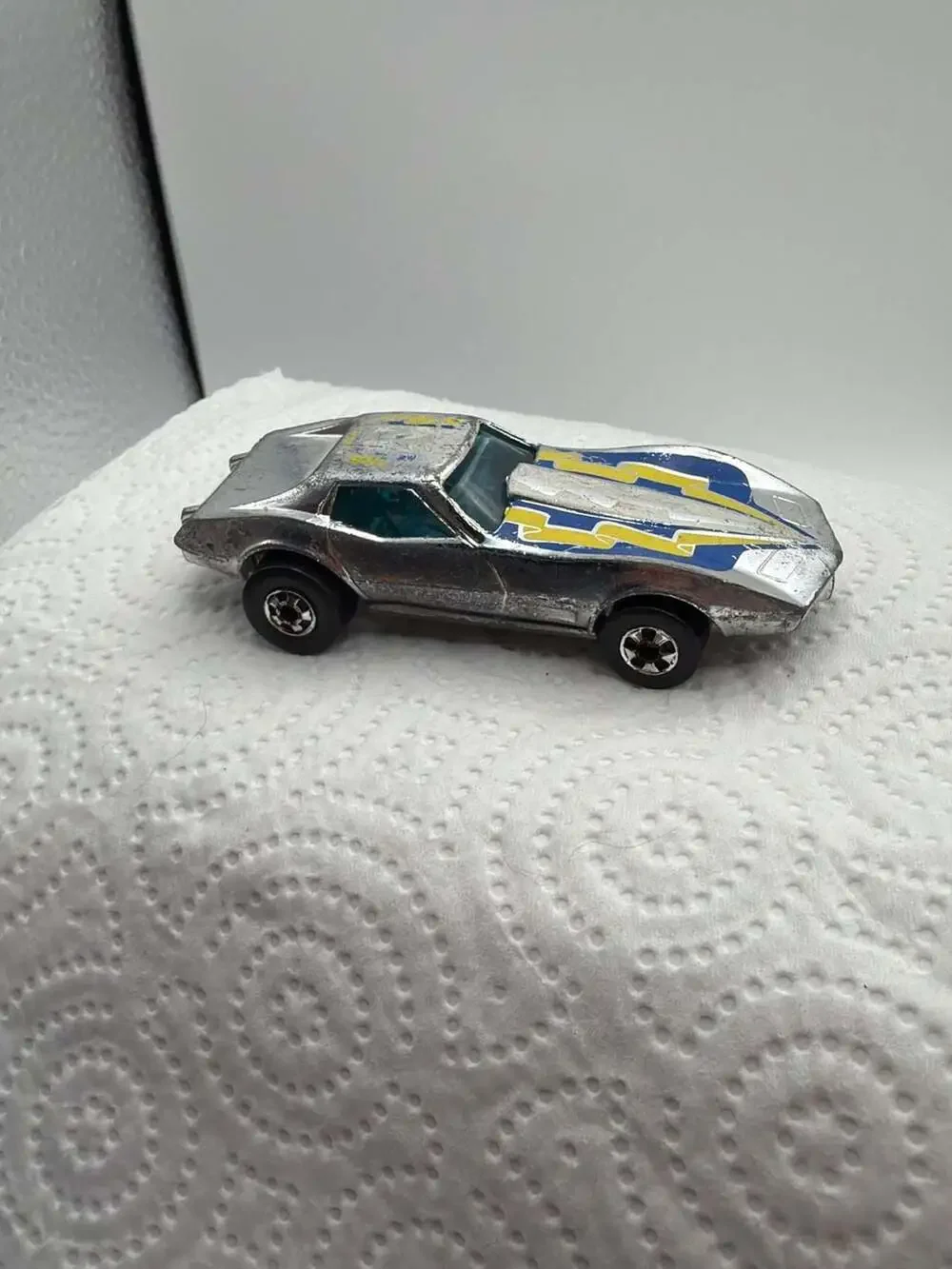 Vintage 1975 Hot Wheels Super Chromes Corvette Stingray Chrome Die-Cast Toy Car